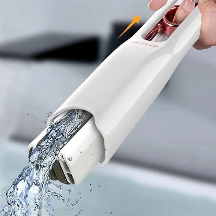 Nook of Comfort™ Mini Squeeze Cleaning Mop